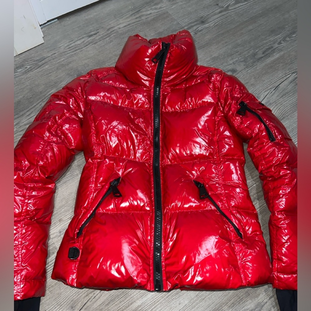 Womens SAM. coat size medium worn 2x still like new in perfect condition